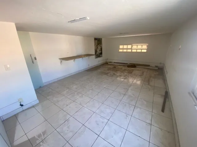 363443906985811